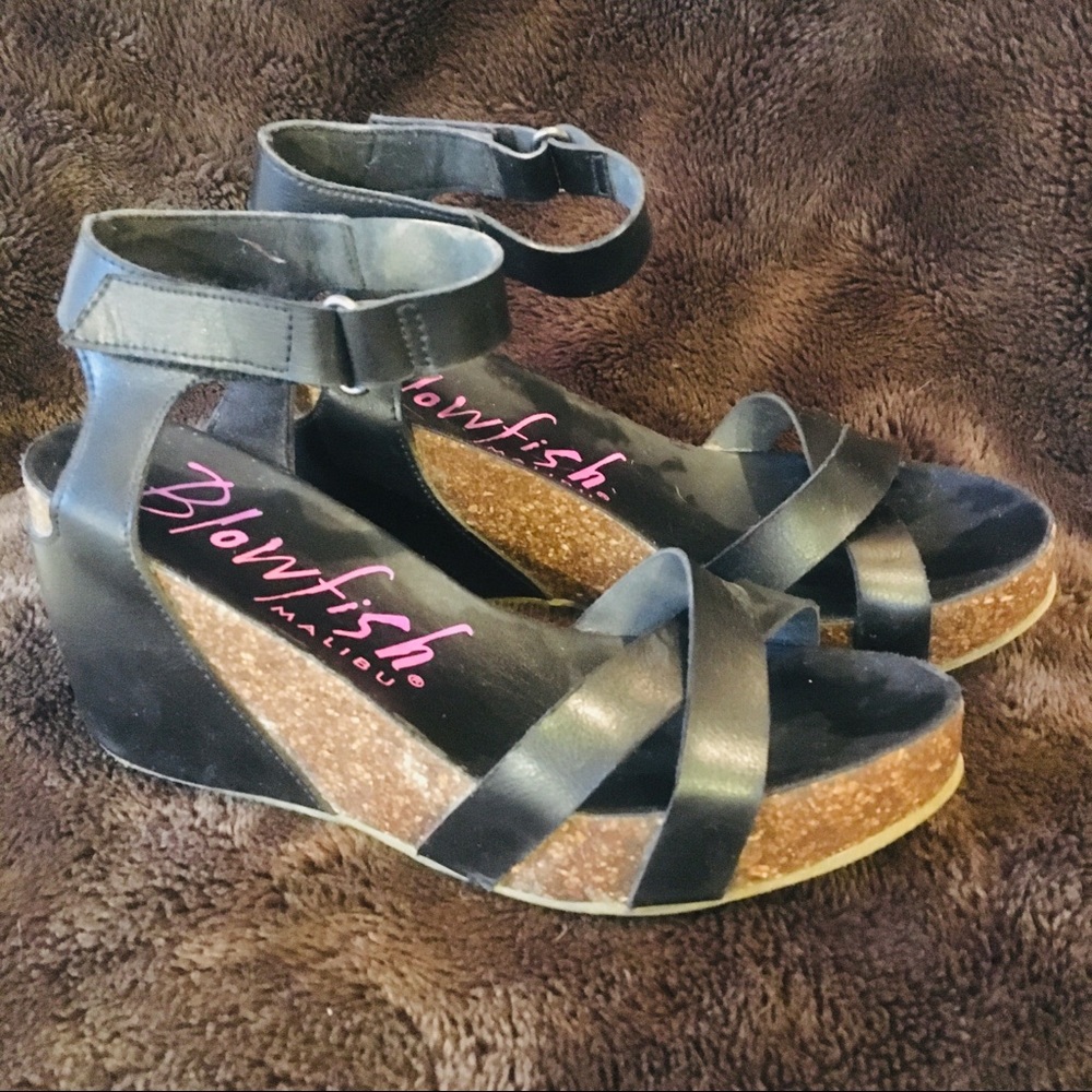 Blowfish Strappy Wedge EUC